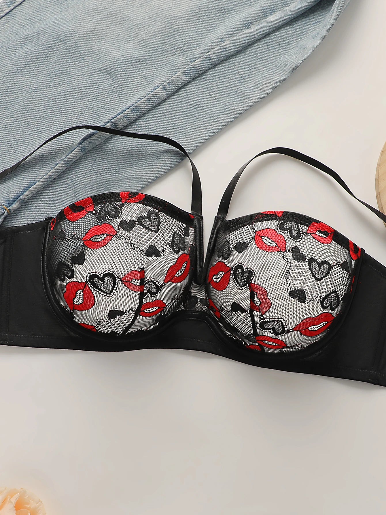 Women's hanging neck red lips heart-shaped lace plus size deep V sexy bra with steel rims gathered push up bra MR3063