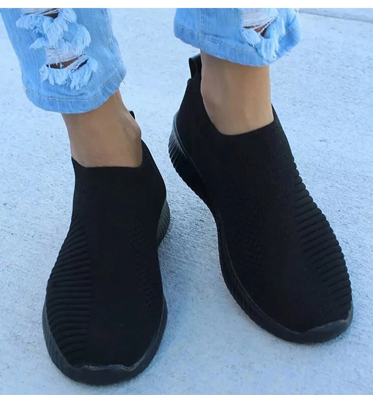 Women's Sneaker Slip On Women Sneakers Breather White Shoes Women Casual Sneaker Sports Shoes Comfortable Vulcanize Shoes Female