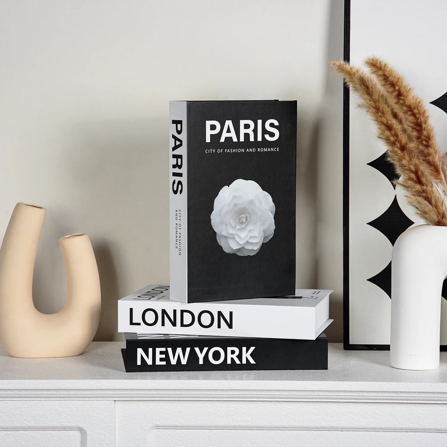 Luxury Fake Books for Decoration Openable Simulation Book Storage Box Coffee Table Books Villa Hotle Home Decor Shooting Props