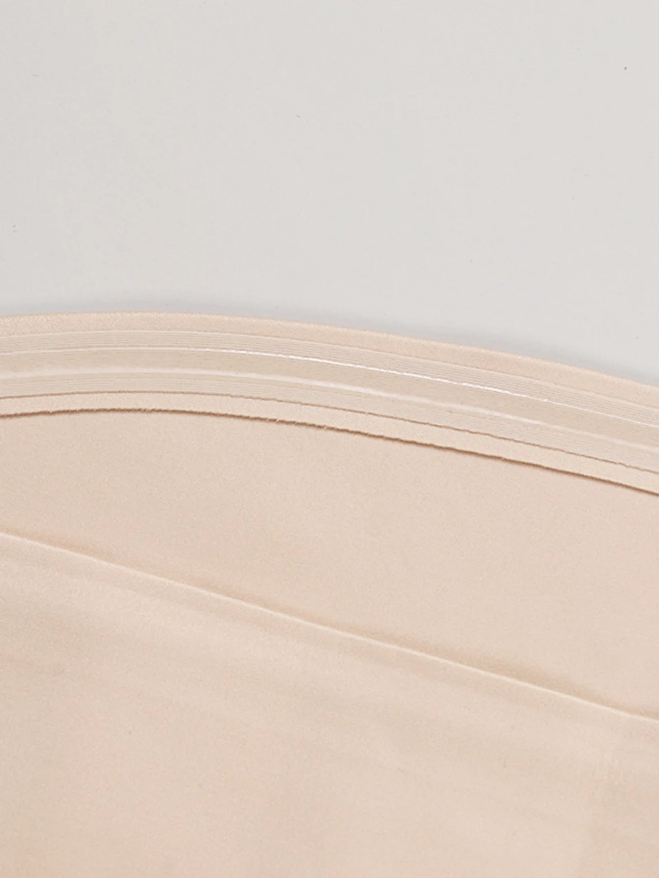 Women's Strapless Bra Sexy Seamless No Padding Front Button Bra Comfortable Smooth Women's Half Cup Silicone Non-slip Underwear