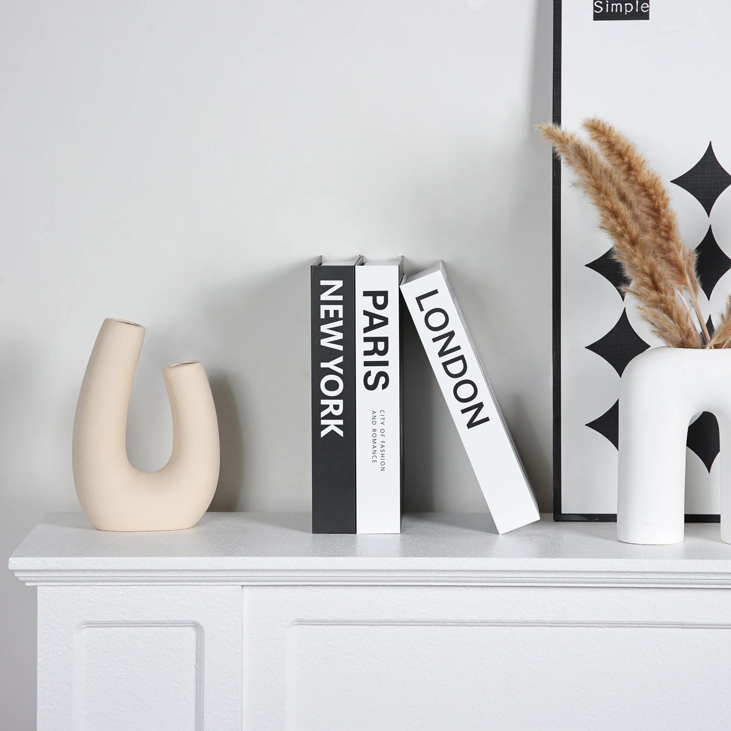 Luxury Fake Books for Decoration Openable Simulation Book Storage Box Coffee Table Books Villa Hotle Home Decor Shooting Props