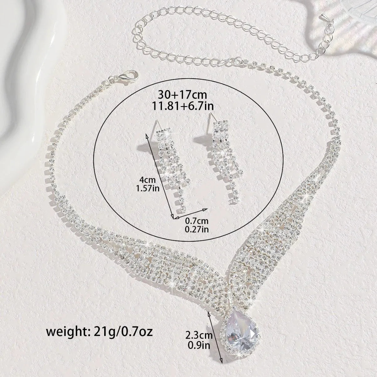 Ladies' Fashionable Silver-Plated And Diamond-Encrusted Metal Necklace, Earrings Set, Bride'S Wedding Attire And Accessories