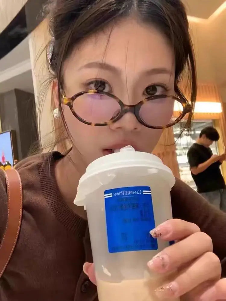 BLMUSA Retro Anti Blue Ray Photochromic Myopia Glasses Women Oval Small Frames Prescription Glasses Pop Classic Reading Glasses