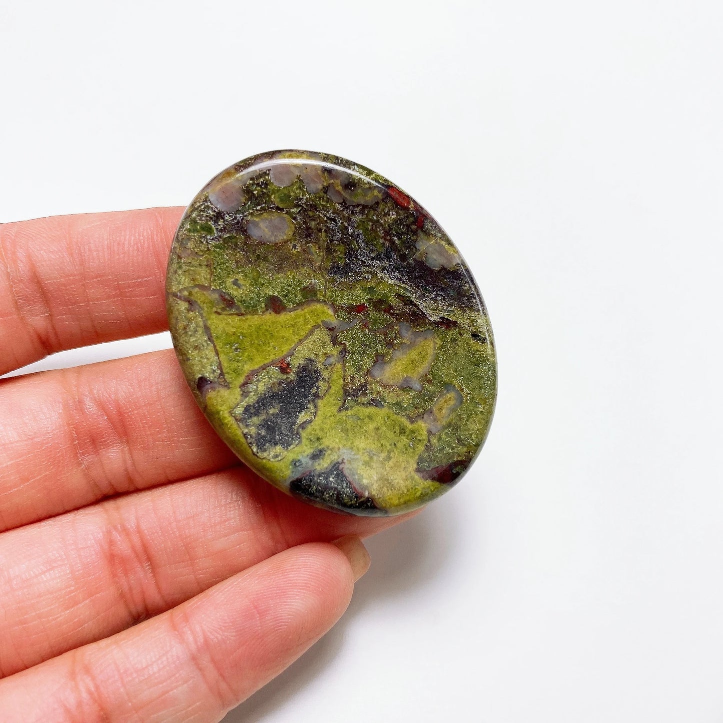 Natural Stone Thumb Worry Stone Crystal Quartz Oval Pocket Massage Palm Reiki Healing Therapy Meditation Spiritual Flake Gift