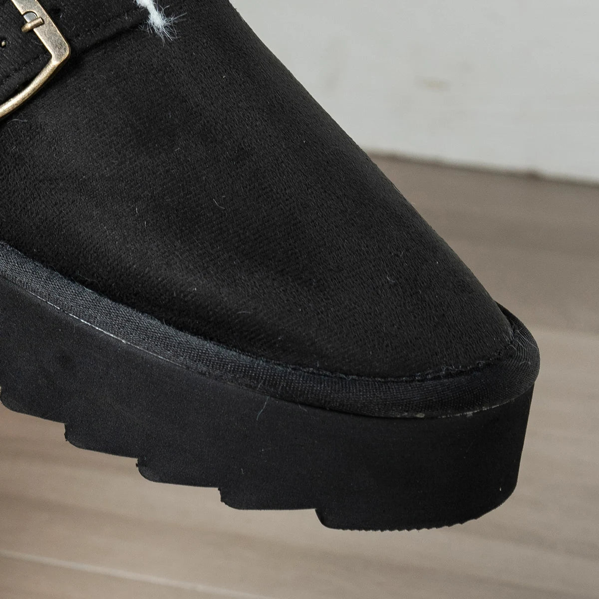 Women's winter plush lined slippers, warm, noise-reducing family slippers, easy to wear and comfortable indoor footwear