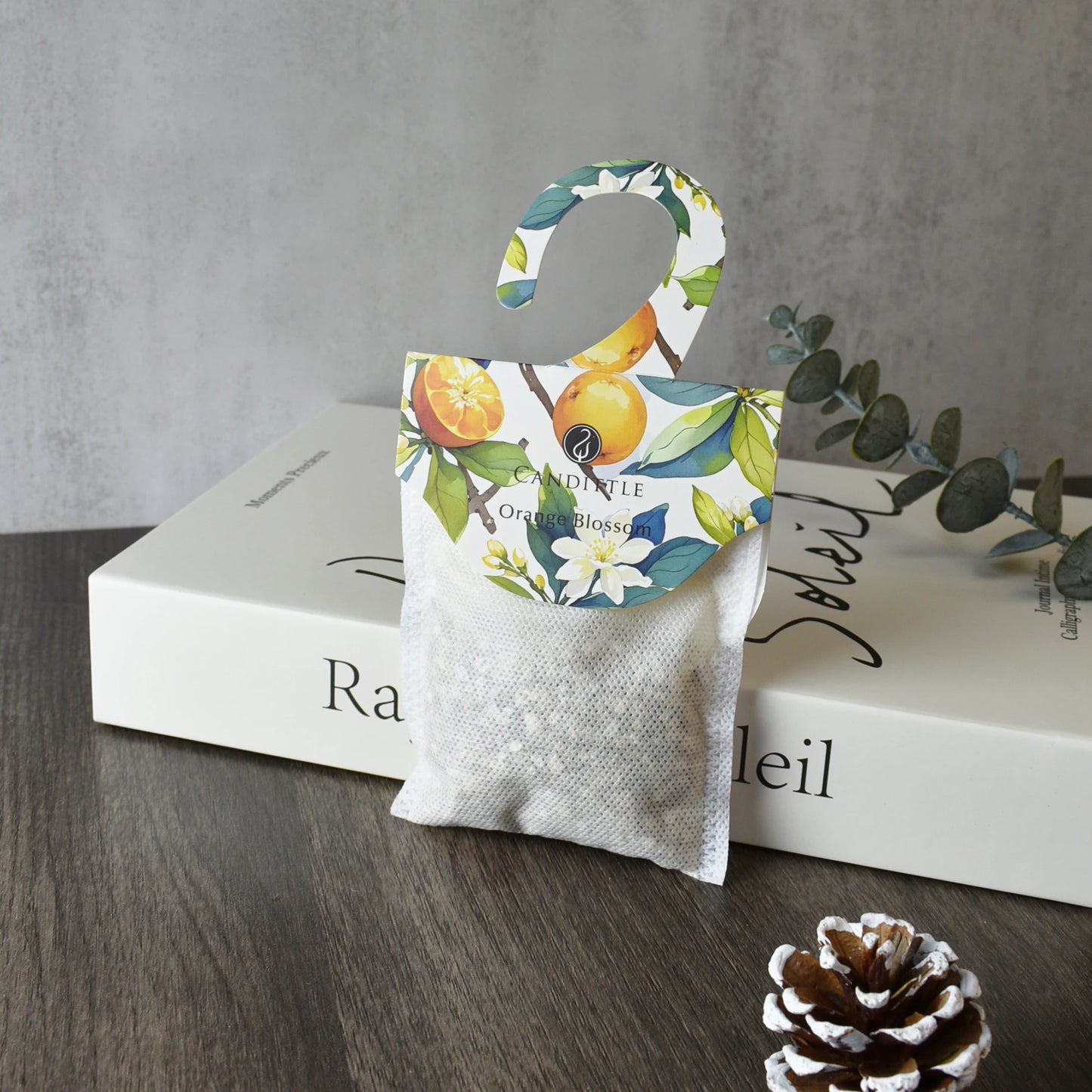 Hanging Paper Scented Sachet With Hook for Wardrobe Shoe Closet Home Fragrance Decoration Long Last