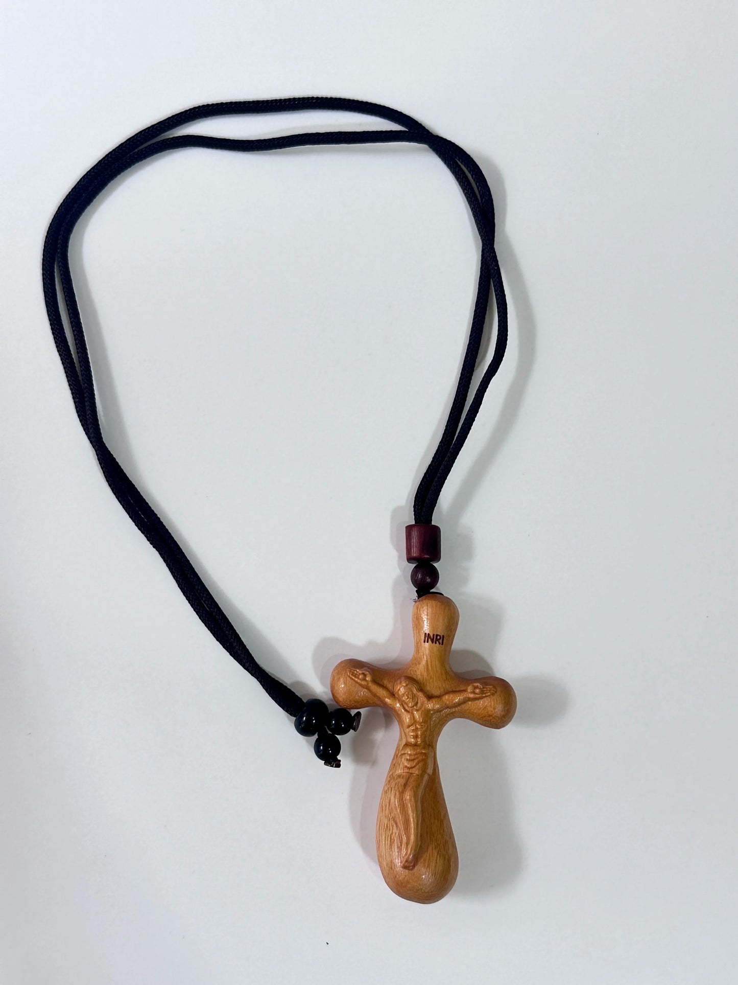 High-End Wooden Car Pendant, Creative Water Drop Shaped Cross Design, Handcrafted Real Wood Ornament for Vehicles & Home Decor