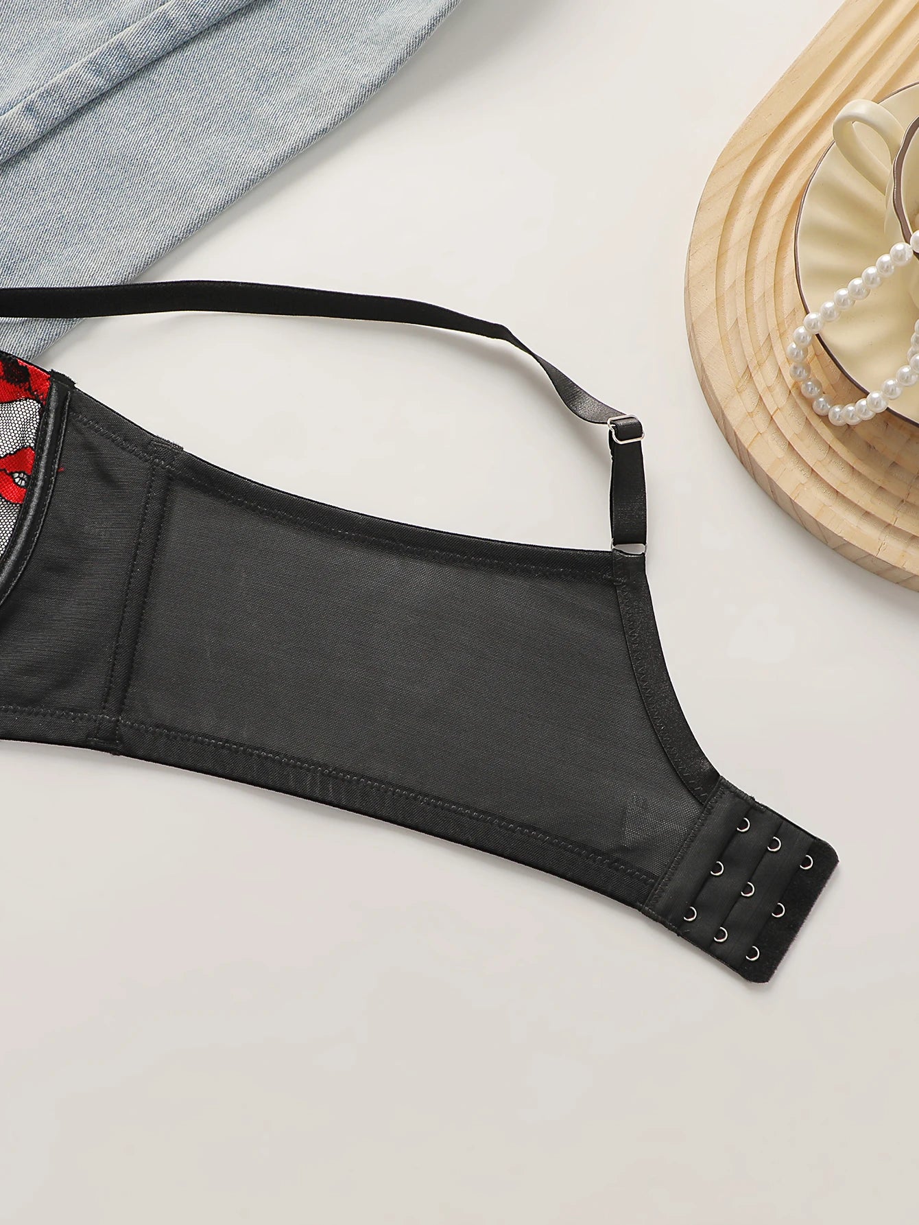 Women's hanging neck red lips heart-shaped lace plus size deep V sexy bra with steel rims gathered push up bra MR3063