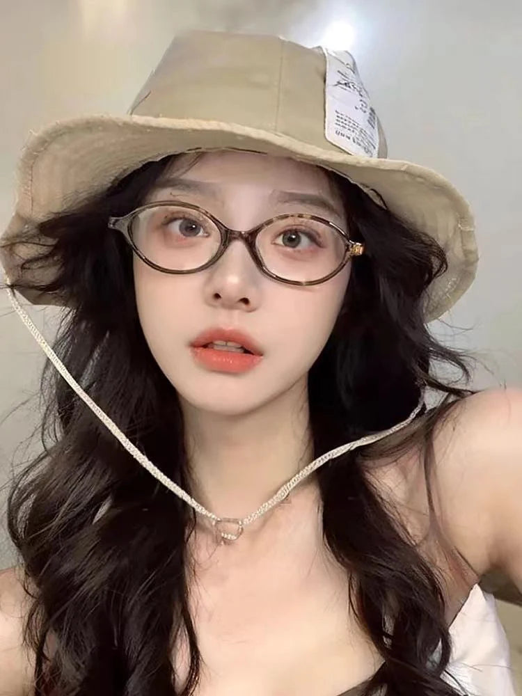 BLMUSA Retro Anti Blue Ray Photochromic Myopia Glasses Women Oval Small Frames Prescription Glasses Pop Classic Reading Glasses