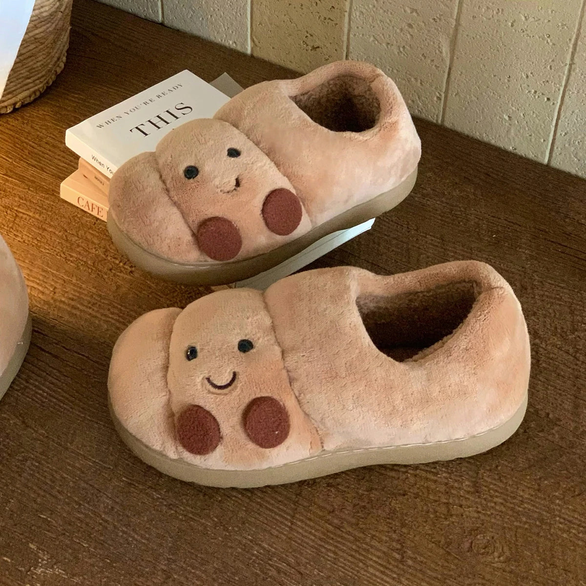 Fun Croissant Bread Cotton Slippers for Men and Women, Winter Couple Home Use, Thick-Soled Non-Slip Home Slippers for Women