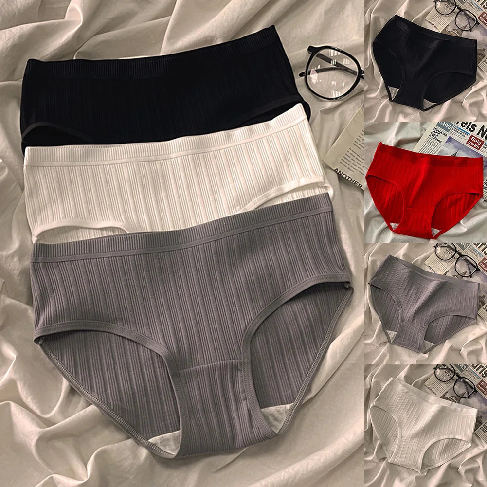 Brand New Condition Female Underwear Cotton Fabric Multi-Season Use Regular Length Breathable Triangle Panties