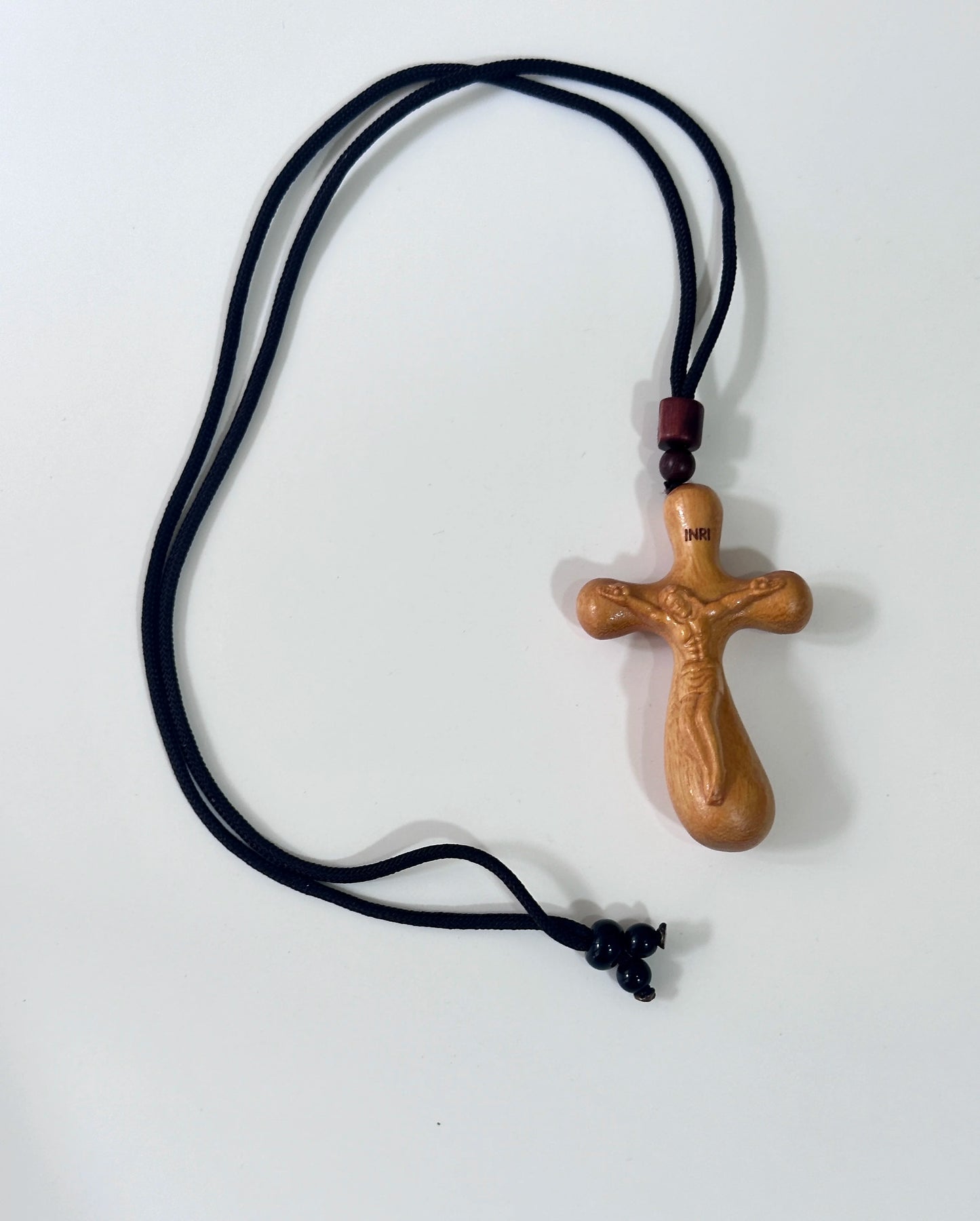 High-End Wooden Car Pendant, Creative Water Drop Shaped Cross Design, Handcrafted Real Wood Ornament for Vehicles & Home Decor